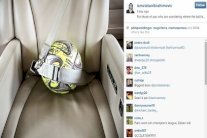 إبراهيموفيتش يتحصل على كرة 