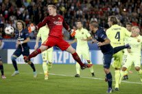 بنزيما يرشح سان جيرمان لإقصاء برشلونة من دوري الأبطال