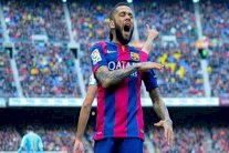 7 أندية تطارد ألفيس وبرشلونة يعرض تمديد عقده بشروط!