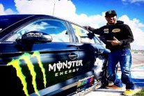 شقيق هاميلتون أول سائق معوق يشارك في بطولة بريطانيا