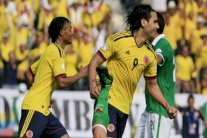 فالكاو وكوادرادو يتقدمان تشكيلة كولومبيا أمام البحرين