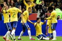 البرازيل تسقط فرنسا في عقر دارها بثلاثية