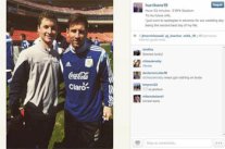 مشجع التقط صورة مع ميسي.. فاعتبرها أفضل من يوم زواجه!