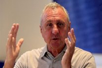 كرويف ينتقد برشلونة: أمر رائع الفوز في مباراة سيئة 