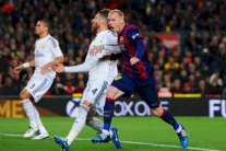 برشلونة يواصل إجادة تنفيذ الضربات الثابتة في الليغا