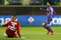 المصري صلاح يواصل الرد على مورينيو بتألقه مع الفيولا