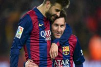 بيكيه يؤمن بإمكانية مشاركة ميسي مع برشلونة ضد سيلتا