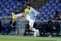 لاعب برازيلي في الكالتشيو يثير اهتمام مسؤولي برشلونة