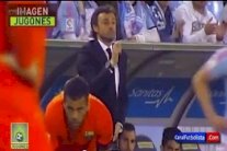 فيديو يُظهر إنريكي يطلب بوسيكتس تعمد الحصول على صفراء