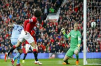 اليونايتد يحسم