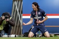 صراع محتدم بين اليونايتد واليوفي حول صفقة كافاني