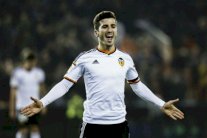 دخول أرسنال في مفاوضات مع غايا يعقد مهمة ريال مدريد