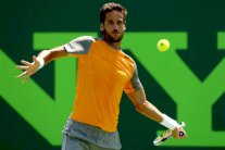 دورة هيوستن: لوبيز يستهل حملة الدفاع عن لقبه بنجاح