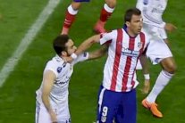 كارفاخال ينجو من عقوبة الويفا بعد عضه ماندزوكيتش