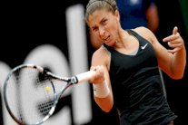 إيراني تقصي رادفانسكا من أولى أدوار شتوتغارت