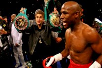 مايويذر يصف نفسه بأنه أفضل ملاكم في التاريخ