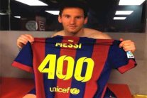 ميسي يتلقى هدية خاصة من نادي برشلونة 