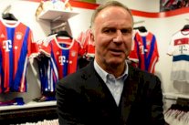 رئيس بايرن ميونيخ سعيد لإقصاء أتلتيكو من دوري الأبطال