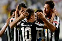 الجزيرة لضمان المركز الثاني في الدوري الإماراتي