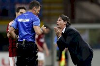 إدارة ميلان على شفير إقالة المدرب إنزاغي