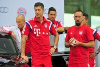 رئيس بايرن يصدم جماهير برشلونة قبل موقعة دوري الأبطال