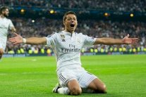 فان غال يصدم تشيتشاريتو بشأن عودته إلى مان يونايتد