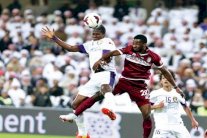 العين يفشل في الوصول إلى رقم الأهلي القياسي