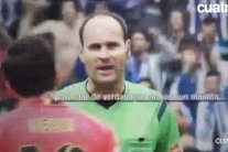 الحكم لاهوز يكشف لميسي سبب طرد جوردي ألبا في الدربي