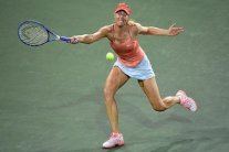 دورة مدريد: شارابوفا تبدأ حملة الدفاع عن لقبها بقوة