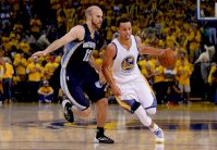 واشنطن وغولدن ستايت يواصلان على النهج ذاته