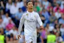 إصابة رونالدو المزمنة تدفع ريال مدريد لبيعه لليونايتد