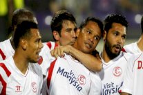 إشبليية ونادٍ أوكراني مغمور إلى نهائي