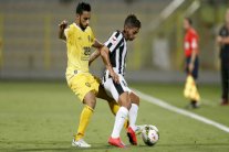 الجزيرة يضمن المركز الثاني في الدوري الإماراتي