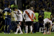 رذاذ الفلفل يوقف مباراة بوكا جونيورز وريفربلايت