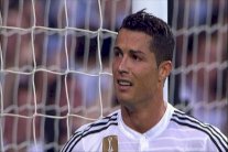 رونالدو بكى بحرقة بعد إقصاء الريال من دوري الأبطال