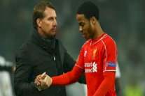 ستيرلينغ أخبر مدرب ليفربول برغبته بمغادرة 