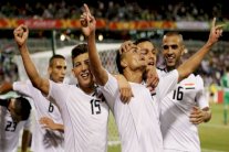 إيران تعتذر عن استضافة مباريات العراق على استاد ازادي