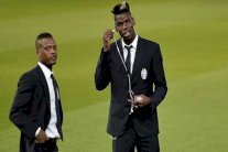 ديشان يضم بوغبا وإيفرا إلى تشكيلة فرنسا رغم انشغالهما