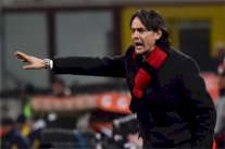 برلوسكوني يستعد لإقالة اينزاغي