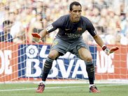 أرقام مذهلة للحارس برافو في أول موسم له مع برشلونة