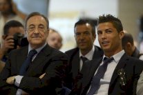 مفاجأة : بيريز لا يمانع في بيع نجمه البرتغالي رونالدو