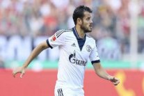 بارنيتا وفوخس ينفصلان عن شالكه