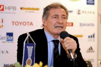 مصر توقع عقد استضافة بطولة افريقيا لليد 2016