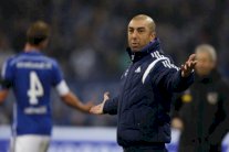 شالكه يقيل مدربه الإيطالي دي ماتيو