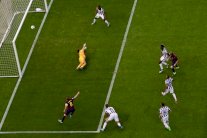 راكيتيتش يسجل ثالث أسرع هدف في تاريخ النهائيات