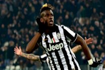 فان غال ومورينيو يأملان بالتوقيع مع بوغبا هذا الصيف