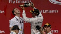 هاميلتون يسترد اعتباره والثنائية الرابعة لمرسيدس