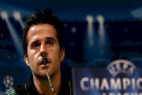 سبورتينغ لشبونة يقيل مدربه ماركو سيلفا