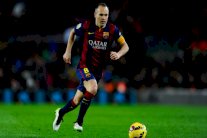 فحوصات إنييستا تثير الارتياح لدى جماهير برشلونة 