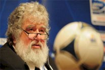 بلايزر يعترف بتقاضيه رشوة لمونديالي 1998 و2010